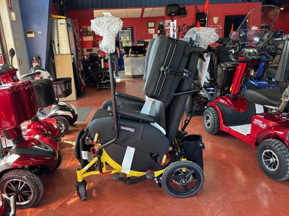 Fauteuil roulant de transport Traversa NEMT